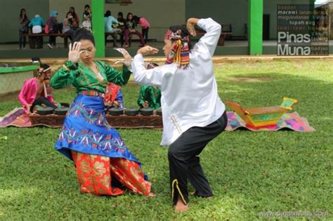 courtship dance